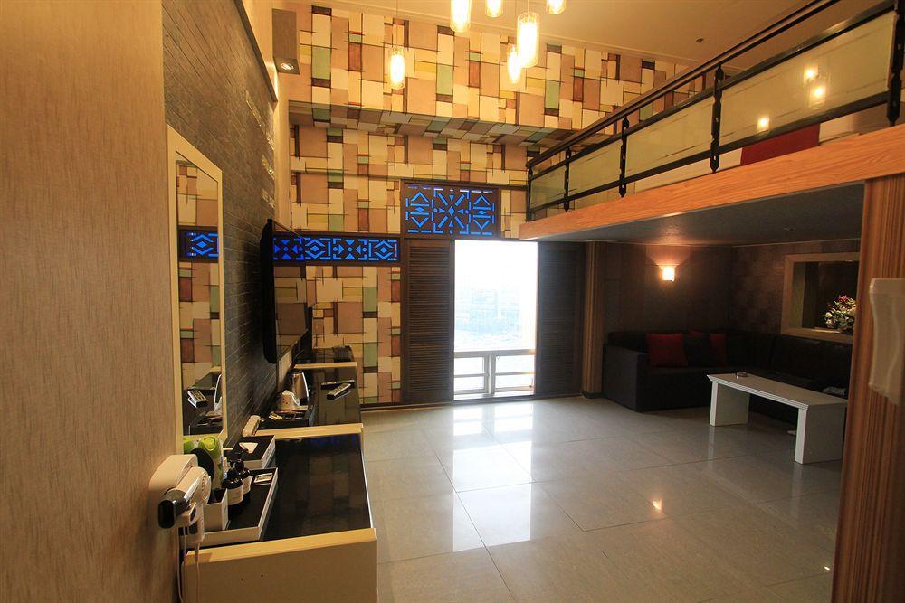 Arban City Hotel Puszan Kültér fotó