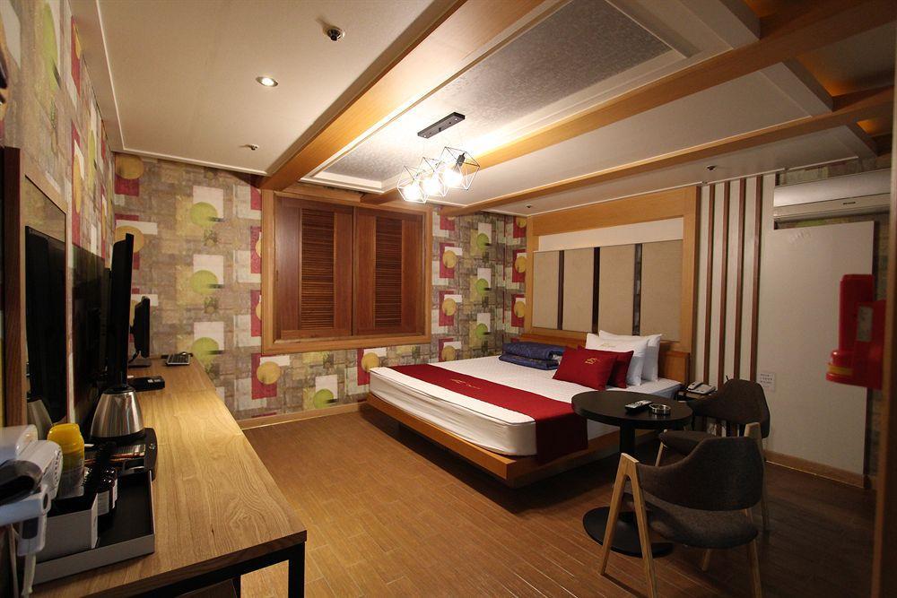 Arban City Hotel Puszan Kültér fotó